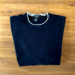 Men’s spring weight sweater size large.  Bloomingdale’s Men’s store.